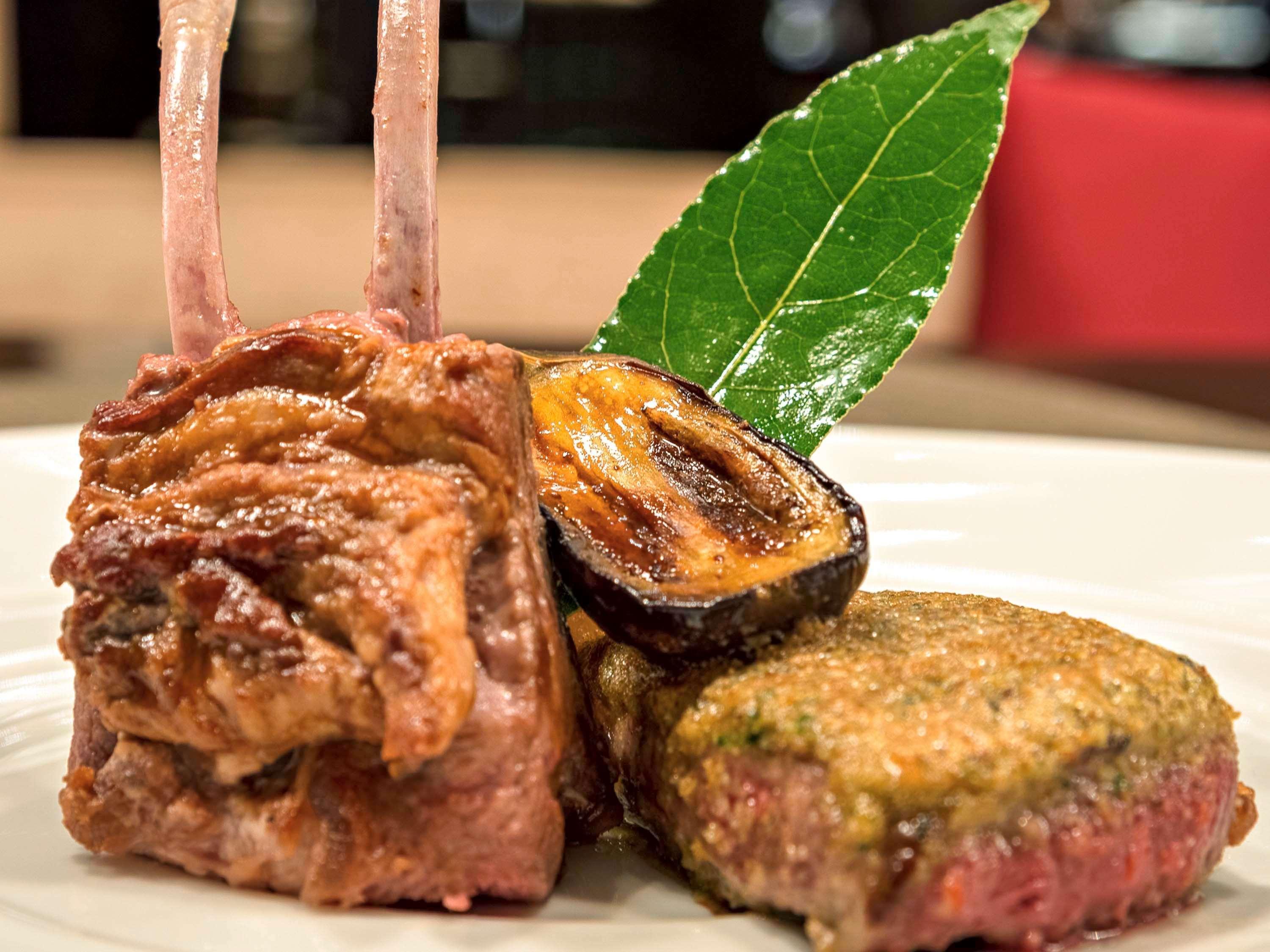 Sofitel Montevideo Casino Carrasco & Spa Exterior foto Aubergine and beef